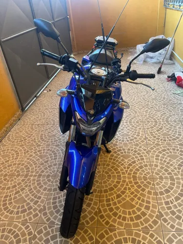 Fazer 250