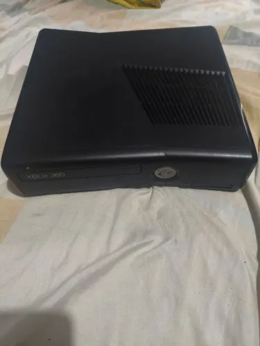 Vendo XBOX 360 desbloqueado 