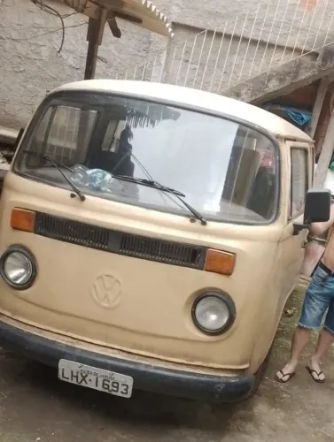 Volkswagen Kombi Standard/ Luxo/ Serie Prata 1996