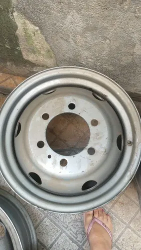 Rodas Iveco 35s14 aro 16 estado novas
