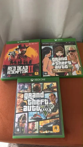 ? Jogos Xbox One (GTA V, Red Dead 2, COD e +) - Vendo Lote ou Individual!