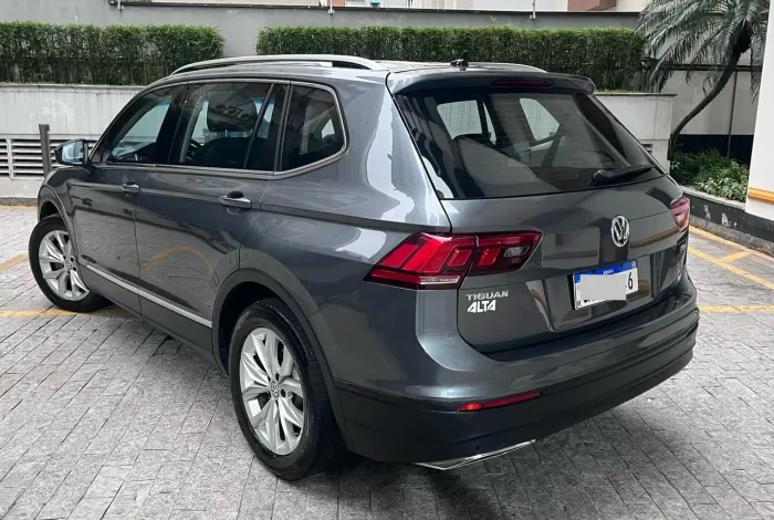 Volkswagen Tiguan Allspac Comf 250 TSI 1.4 Flex 2020