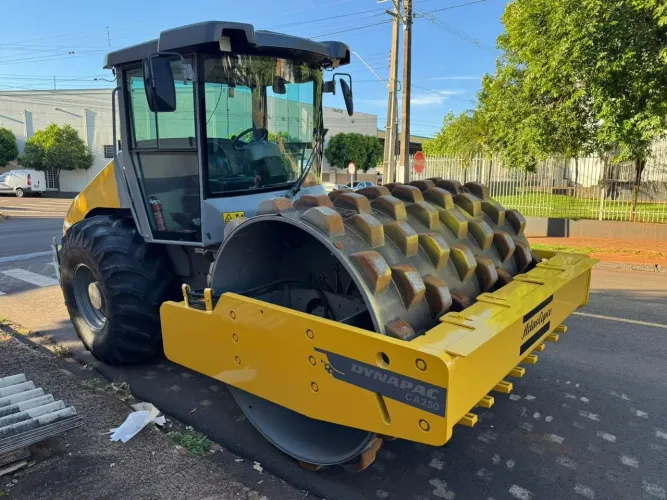 Rolo compactador Dynapac CA-250