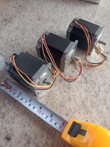 CNC, motor de passo, router, frezadora. Faça a sua proposta.