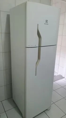 GELADEIRA FROST FREE ELECTROLUX