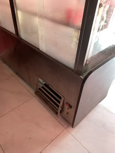 Freezer expositor