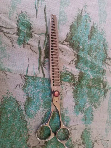 Vende se tesoura de tosa pet