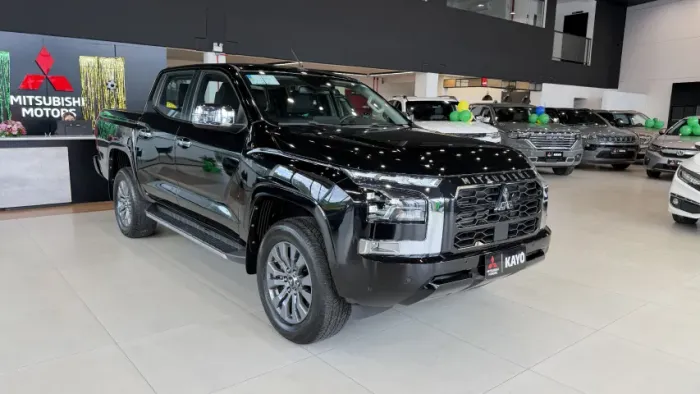 Mitsubishi TRITON HPE-S 2.4 CD 4X4 TB Diesel Aut. 2026