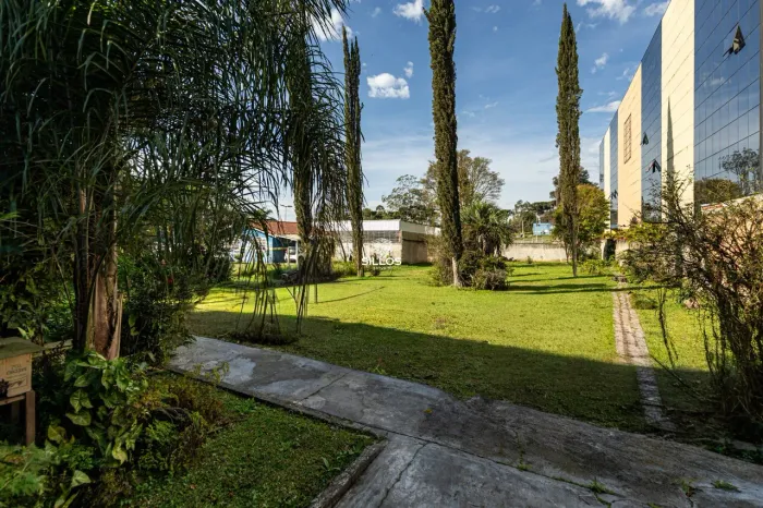 Terreno à venda com 1.680 m² no Cento de Quatro Barras/Pr