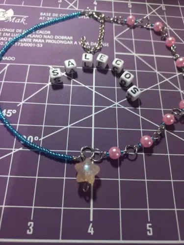 Colar titi| variação rosa e azul