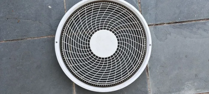 Grade de proteção ar condicionado DB65