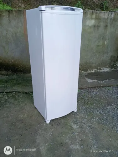 Geladeira funcionando perfeitamente livre teste