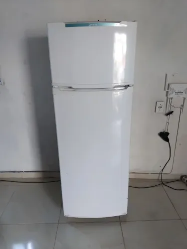 Geladeira Consul gelo seco 380L