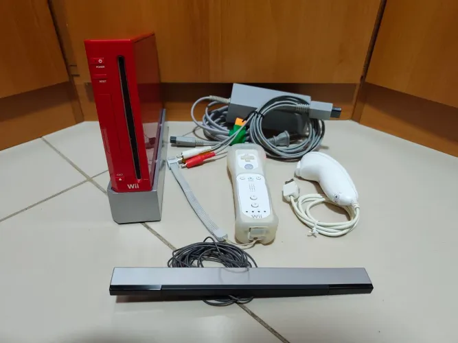 Nintendo Wii vermelho desbloqueado