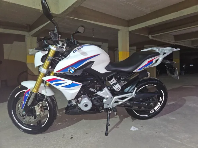 BMW G310R