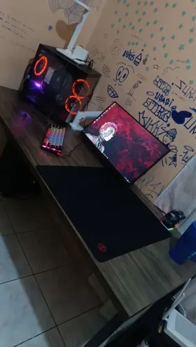 Pc gamer barato, pra vender urgente (aceito troca iPhone)