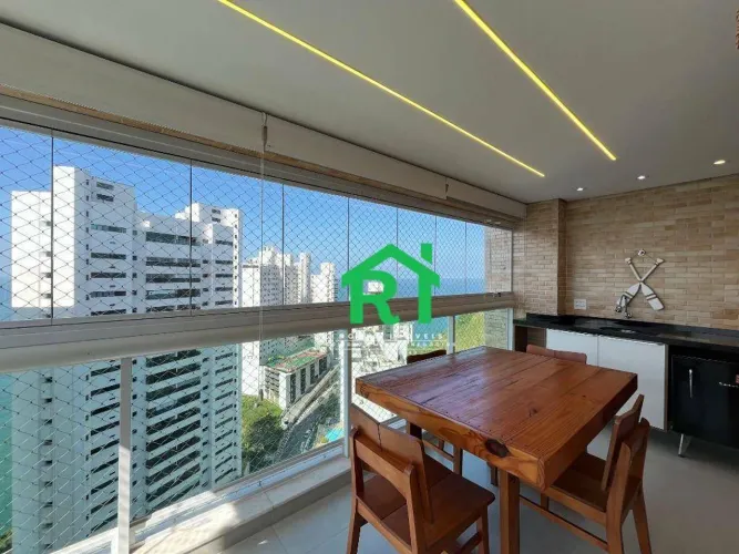 Apartamento à beira mar com 2 quartos (1 suíte), 2 vagas e lazer à venda em Jardim Astúria