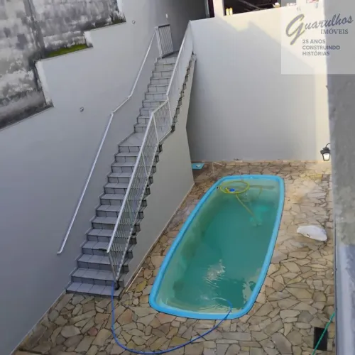 Casa para Locação com Piscina, 400m², 2 Quartos, Churrasqueira, 5 Vagas, Guarulhos