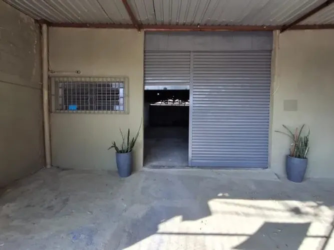 Barracão Comercial: Bairro: Jd Saira / Cidade: Sorocaba 