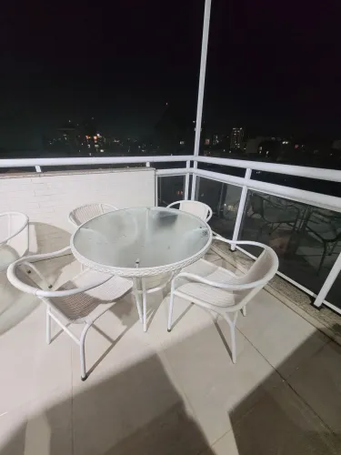 Mesa jardim alumínio e tampo de vidro mais 4 cadeiras