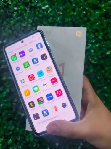 Troco xiaomi 11 T pro outro vendo 