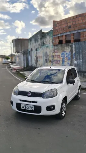Fiat Uno Attractive 1.0 EVO Fire Flex 8V 5P 2016