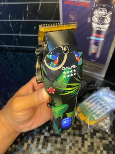 Máquina de Cortar Cabelo Profissional sem Fio Estilo Retrô - LFJ-1193 LFJ-1192 LEON GTS an
