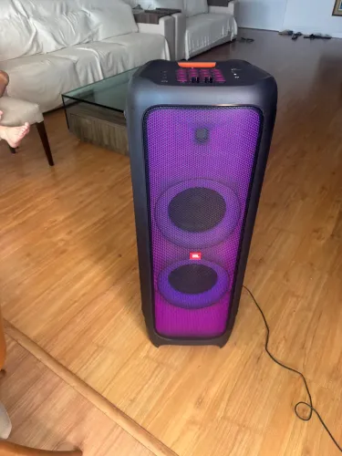 Jbl partybox 1100 mais 2 microfones jbl