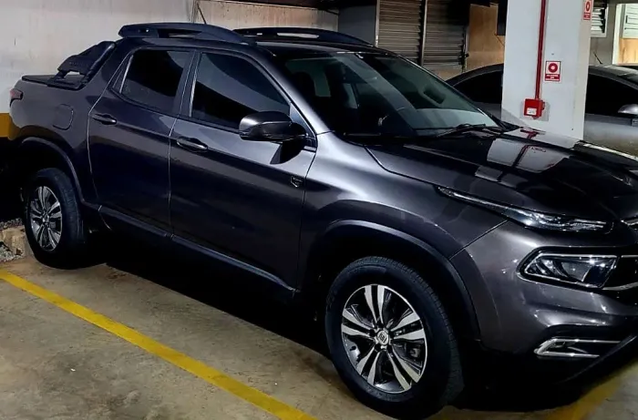 Ram Classic Laramie 5.7 V8 16V Gasolina 4X4 Aut. 2022
