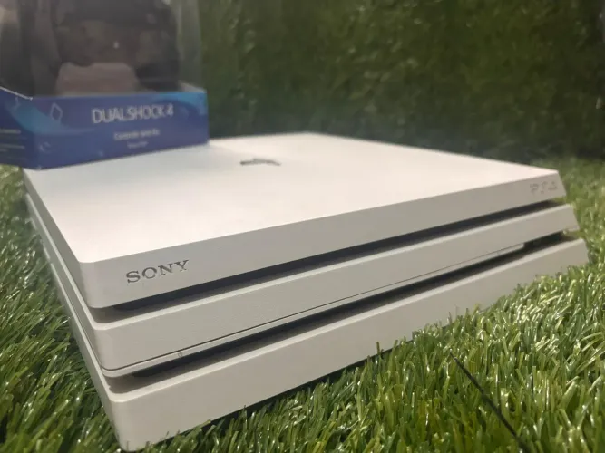 Ps4 Pro 1 Tera + garantia de 3 meses