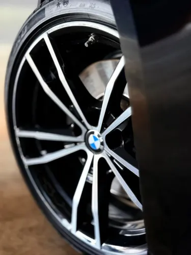 BMW 320I A 2.0 TB M Sport Activeflex 16V 4P 2024