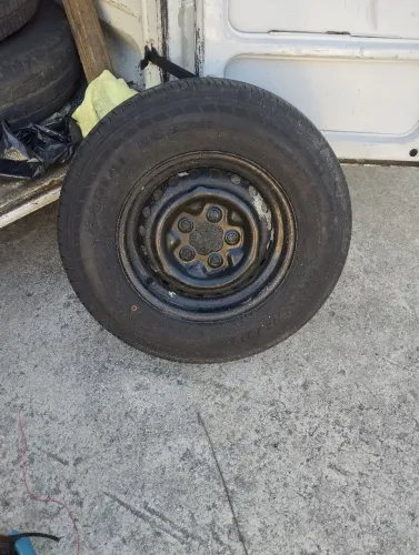 rodas Kombi com pneu