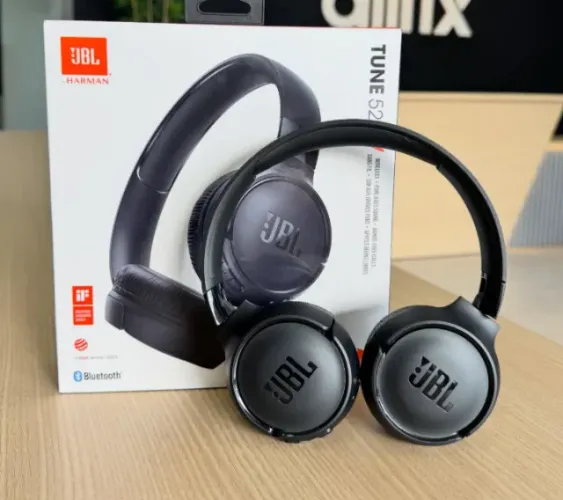 Fone bluetooth JBL Tune 520BT