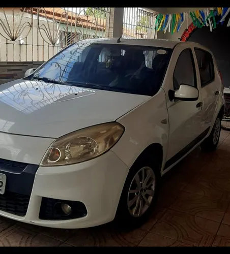 Renault Sandero Expression Hi-flex 1.0 16V 5P 2013