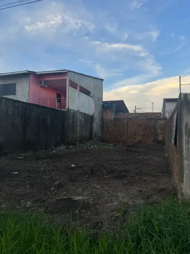 Vendo terreno no condomínio Flor do campo