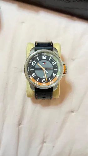 Relógio Tommy Hilfiger- Water Resistant 5atm (ACEITO PROPOSTA)