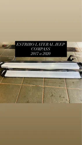 Estribo lateral Jeep Compass
