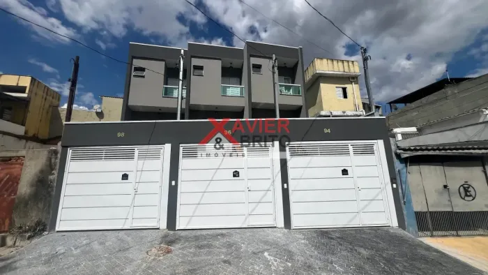 Sobrados Novos à venda Vila Nhocuné  2 Suítes, 1 Vaga, Estuda Permutas
