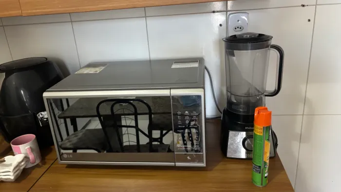 Microondas LG 30 litros espelhado