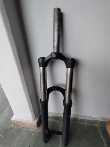 Suspensão storm rst super 180 mm