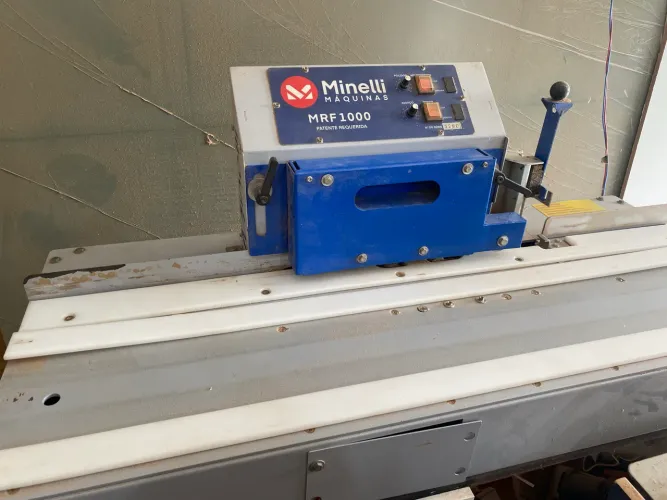 Vendo refiladora de borda MDF 