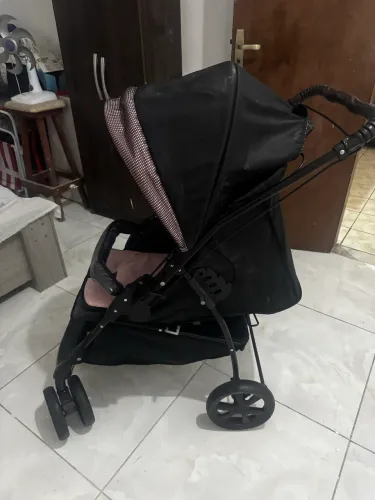 CARRINHO DE BEBÊ NOVO