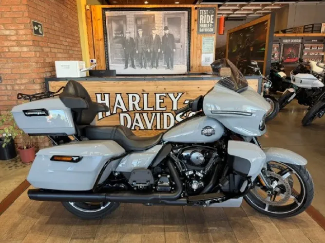 Harley-Davidson Street Glide Ultra STREET GLIDE ULTRA