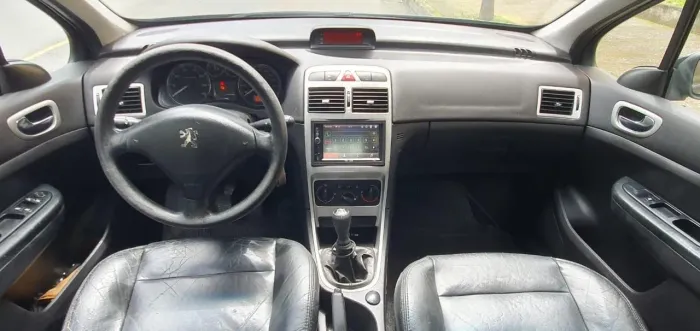 Peugeot 307 Sed. Presence 1.6 Flex 16V 4P 2007