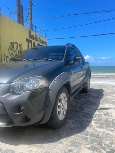 Fiat Strada Adventure 1.8/ 1.8 Locker Flex CE 2013