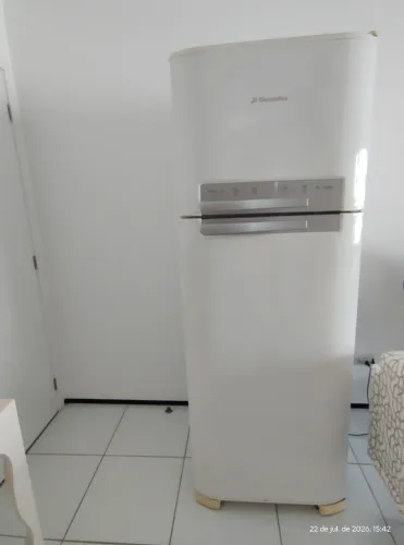 Geladeira Eletrolux DF50/430 litros em excelente estado de conservação. 