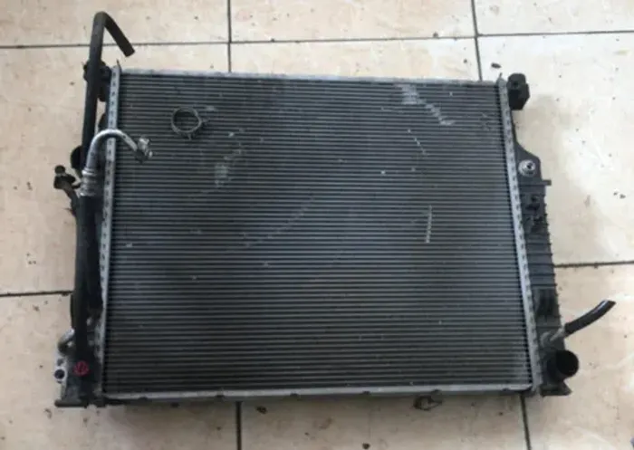 Radiador Mercedes Benz R500 5.0 V8 2007