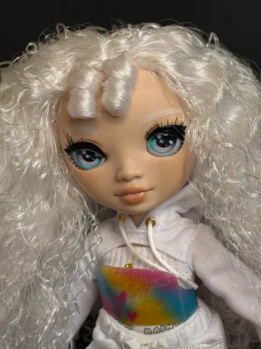 RAINBOW HIGH - AIR BRUSH AND CREATE - ALBINA