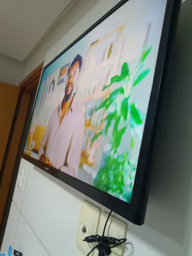 Smart tv led 32 pulgadas com resolução HD 