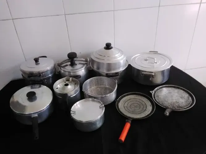 Utensílios de cozinha em alumínio
